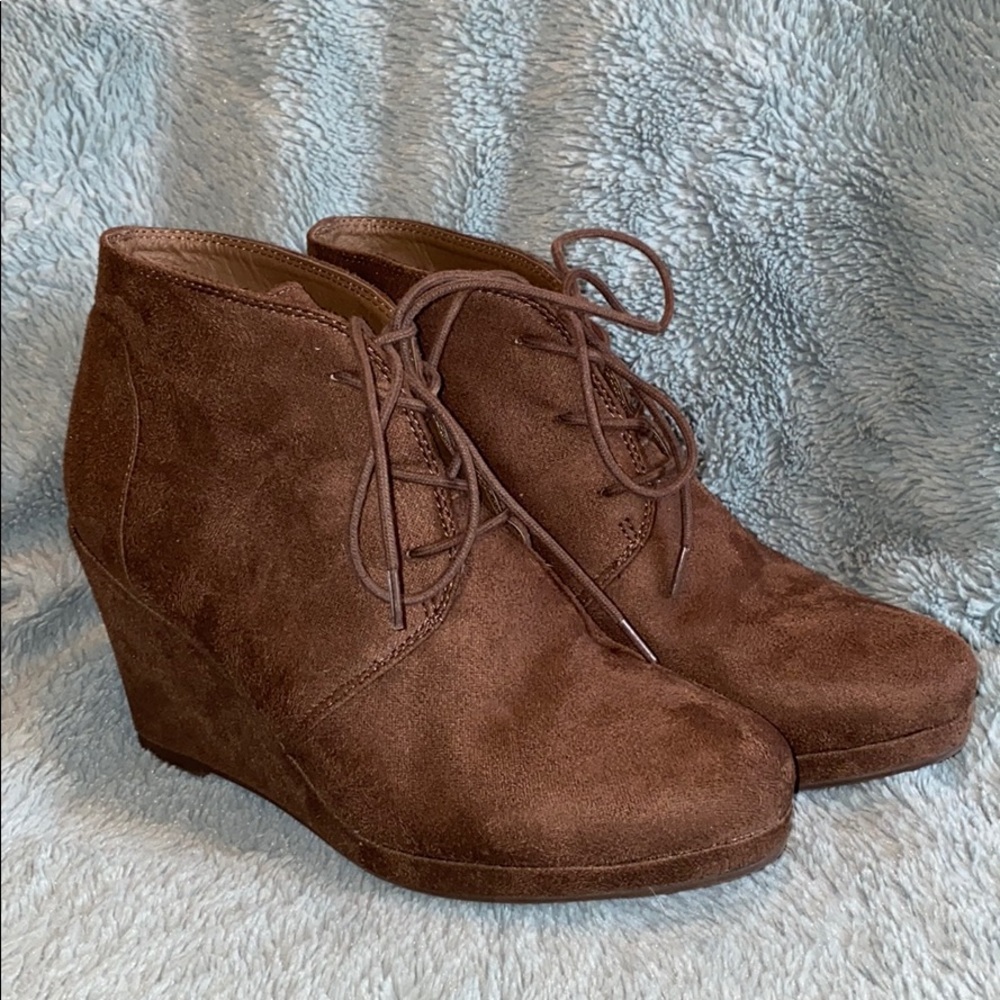 Brown wedged booties
